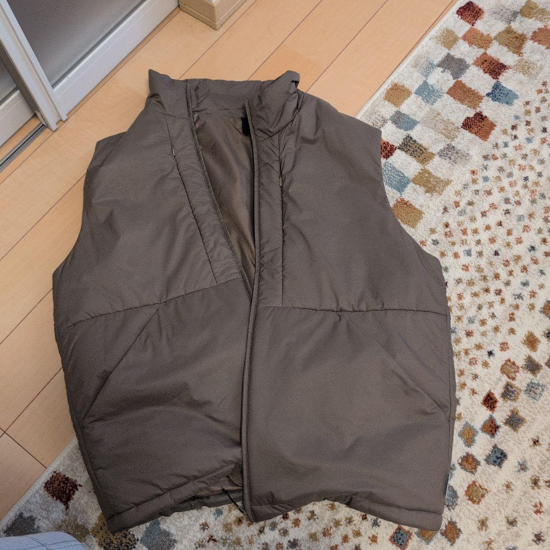 United arrows カーキ ダウンベスト ジッパー付き
