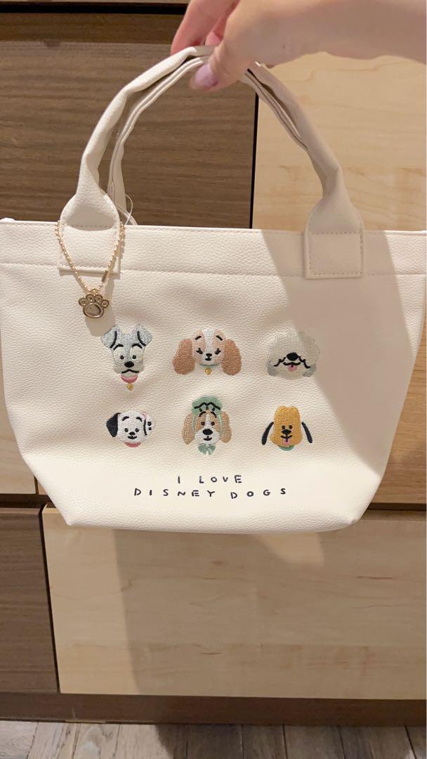 ディズニーストア　I LOVE DISNEY DOGS トートバッグ 新品】ディズニーストア トートバッグ I LOVE DISNEY DOGS