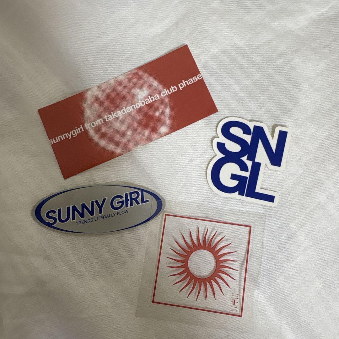 Sunny Girl ステッカー - メルカリ