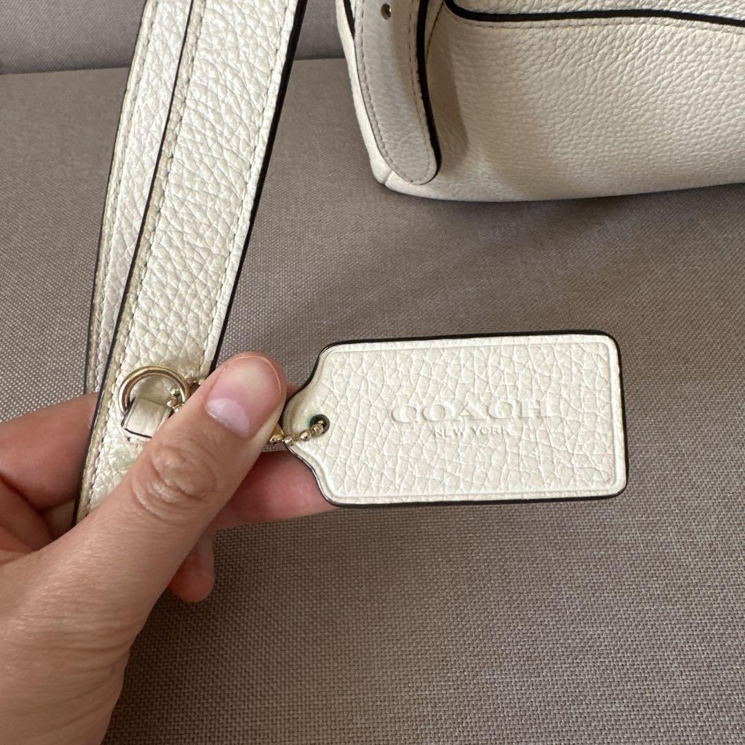 COACHアイボリー リュック COACH コーチ アイボリー レザー リュック - メルカリ