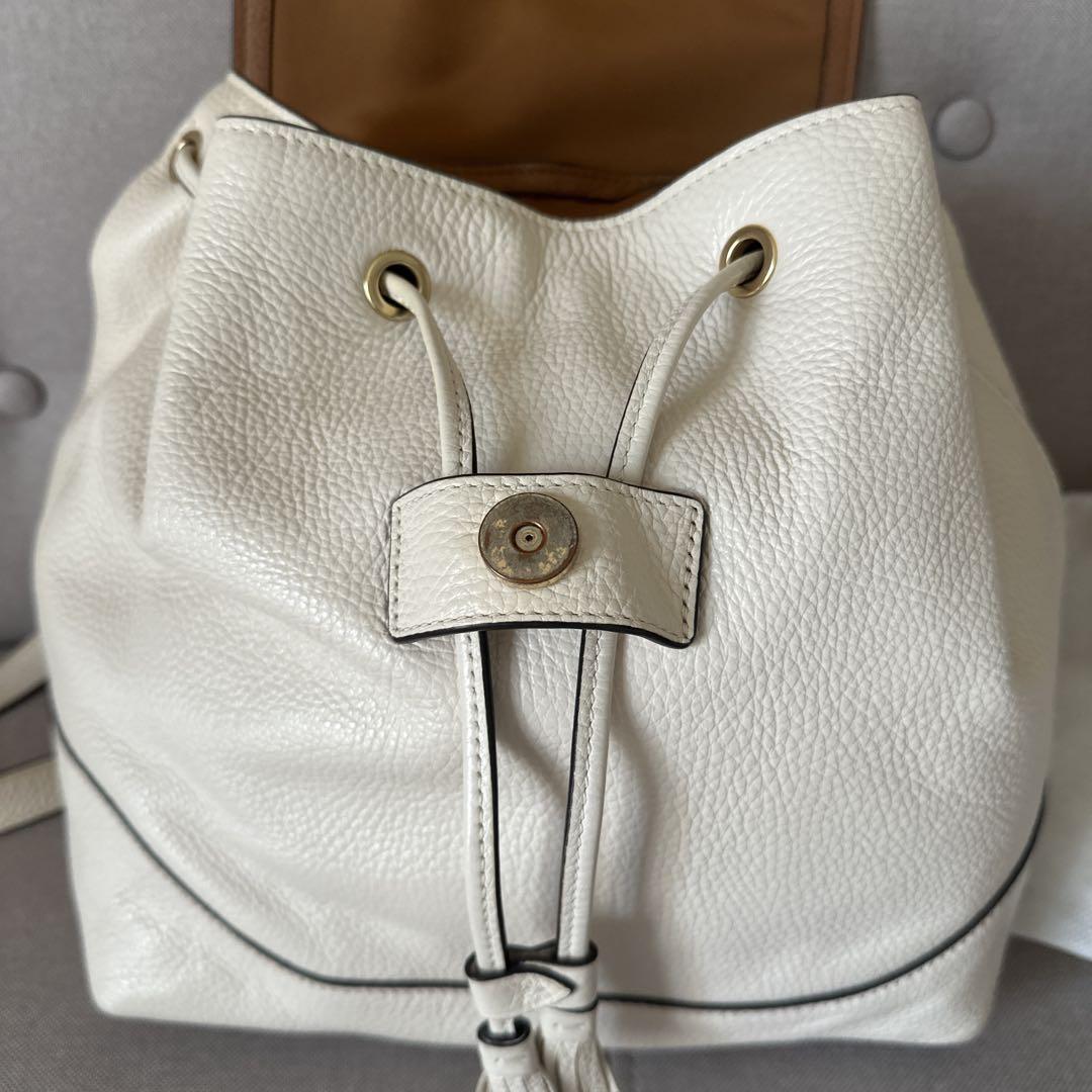 COACHアイボリー リュック COACH コーチ アイボリー レザー リュック - メルカリ