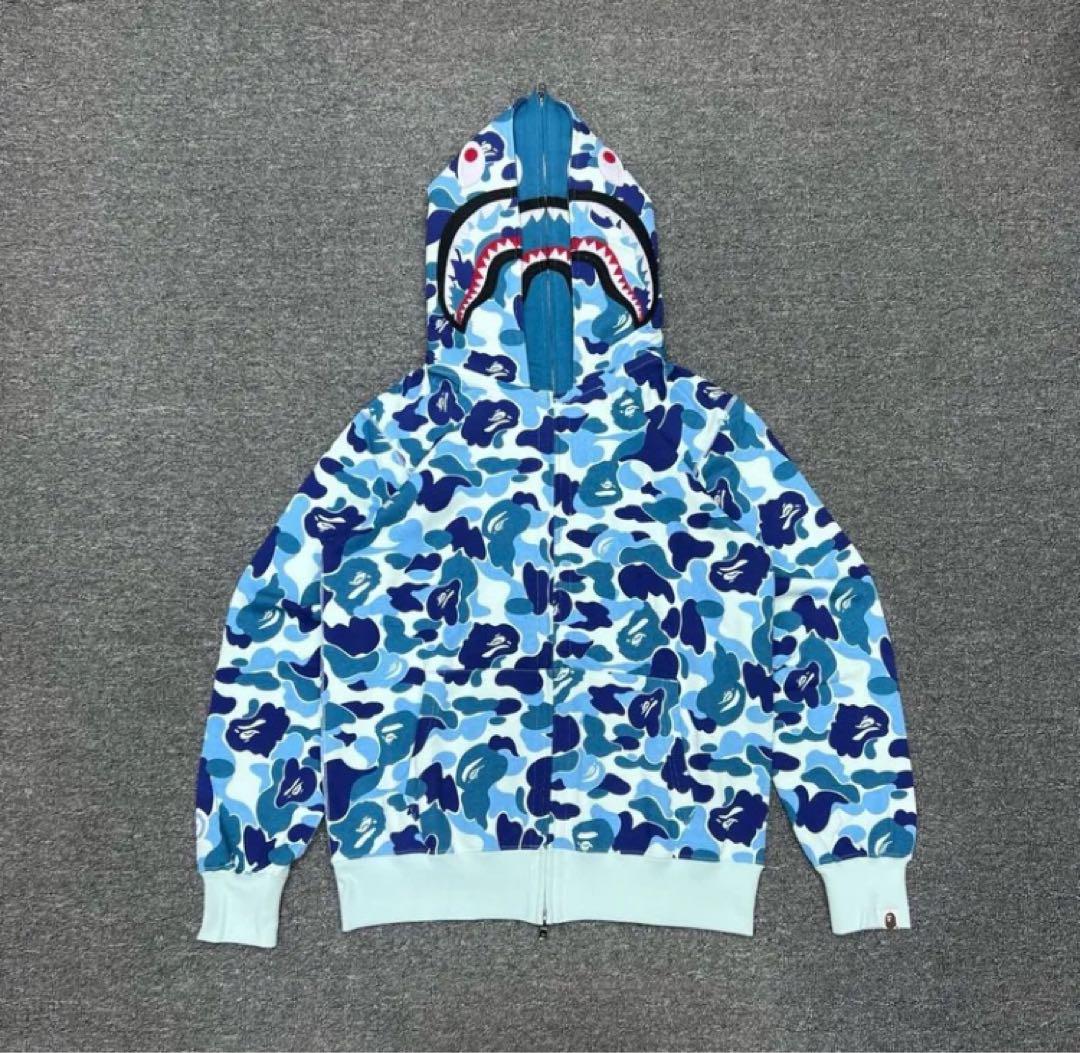 A BATHING APEシャークフードパーカー 【新品未使用】トップス