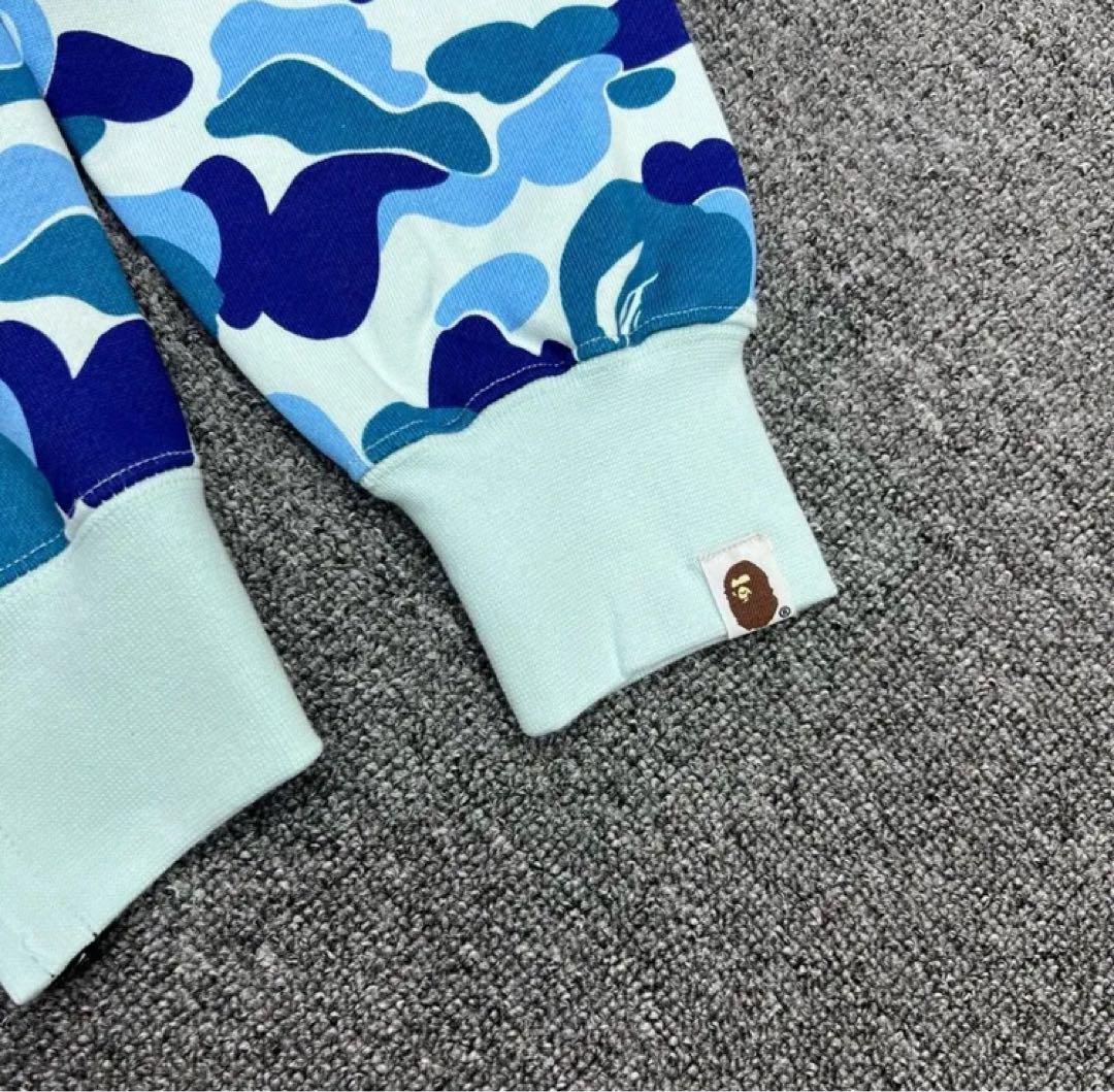 A BATHING APEシャークフードパーカー 【新品未使用】