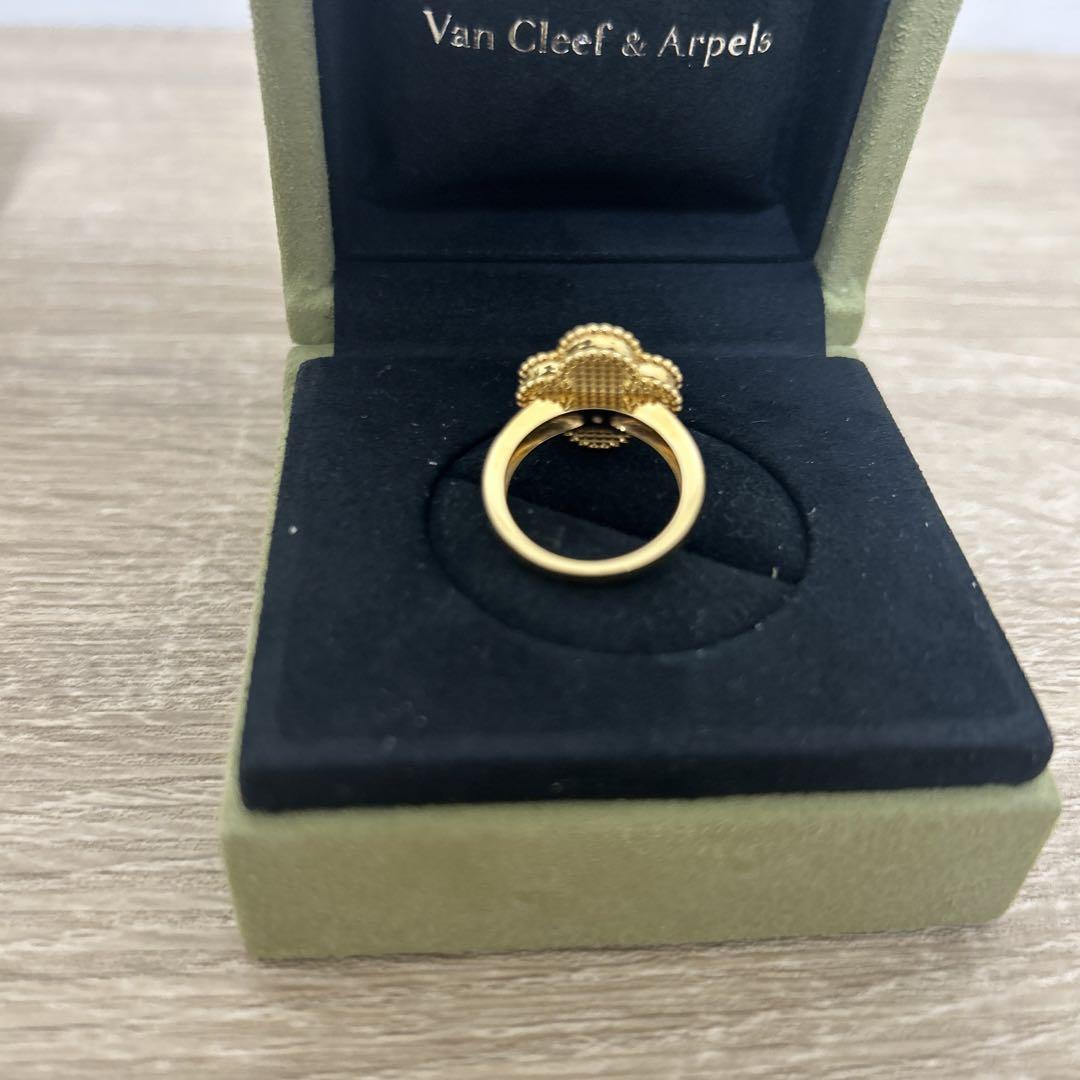 Van Cleef \u0026 Arpelsヴィンテージアルハンブラリング、8号