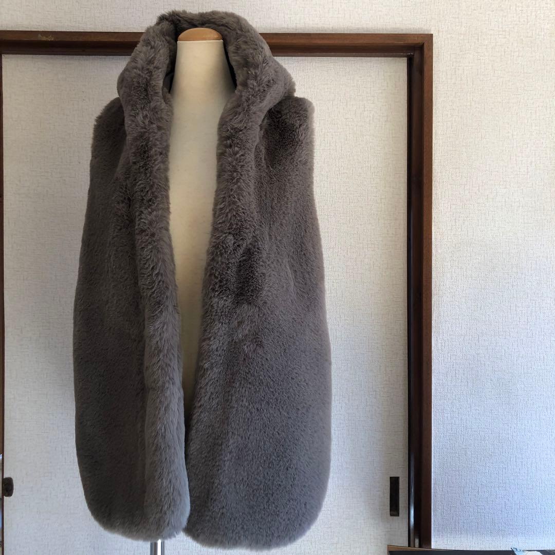 ファー素材スリーブレスジャケット SIZE