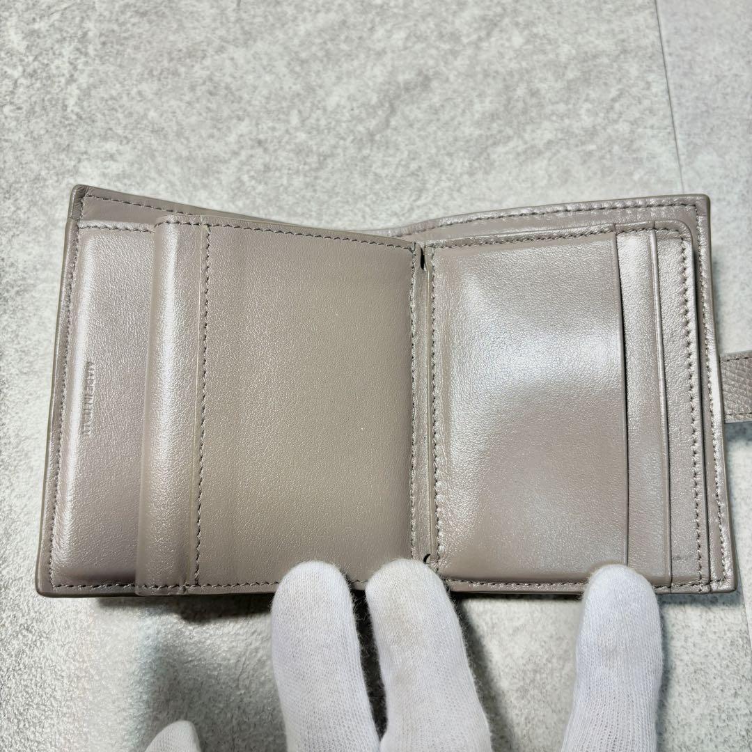 セリーヌ スモールストラップ  コンパクトウォレット ペブルミネラル レザー