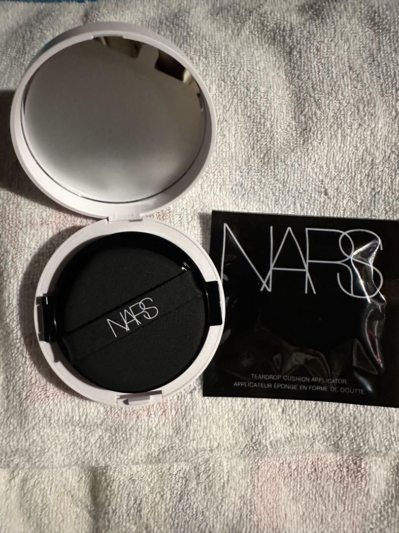 NARS ライトリフレクティング セラムクッションファンデーション 03792