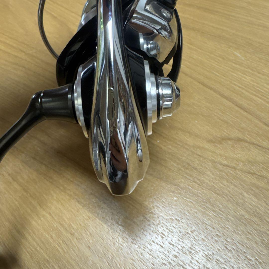 逆輸入 土日限定値下げ】DAIWA 19 レグザ LT LT4000D-CXH リール
