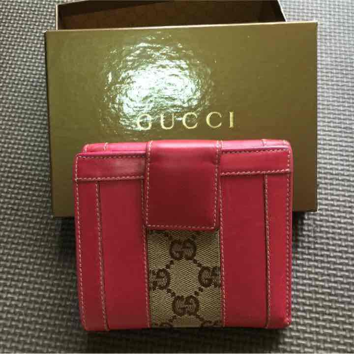 GUCCI 二つ折り財布 本物 美品