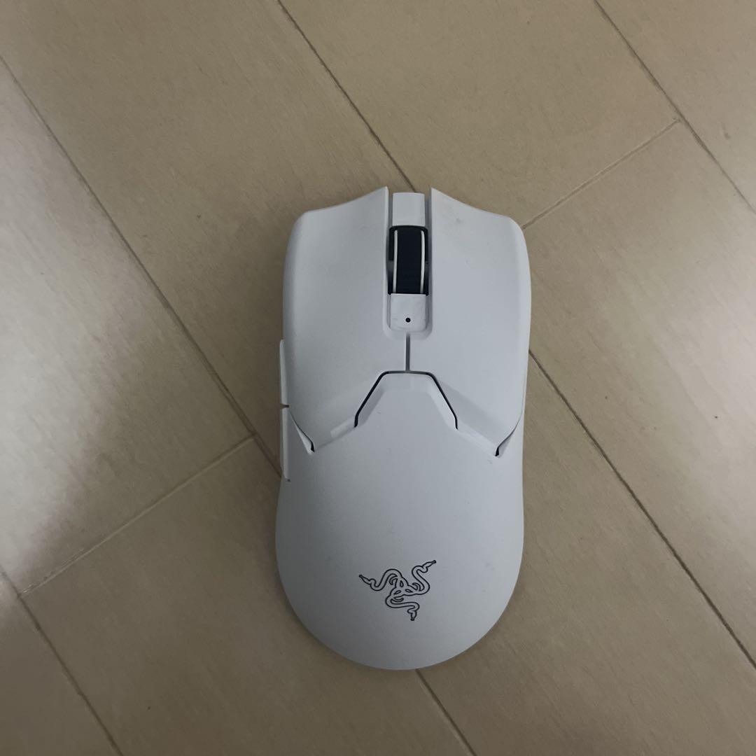Razer Viper V2 Pro ホワイト