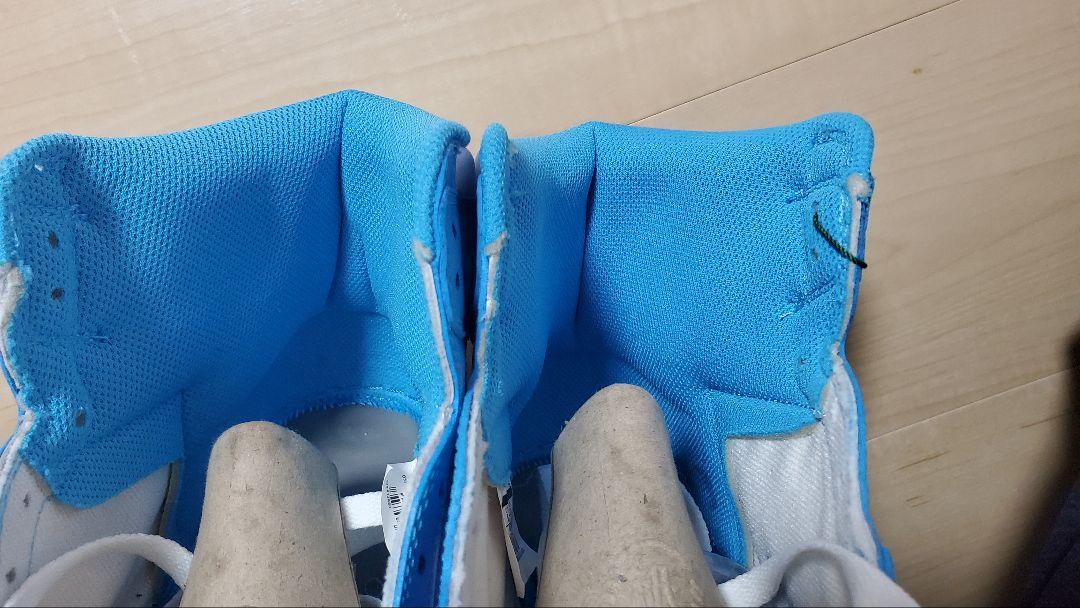靴 Nike Air Jordan 1 Retro High UNC