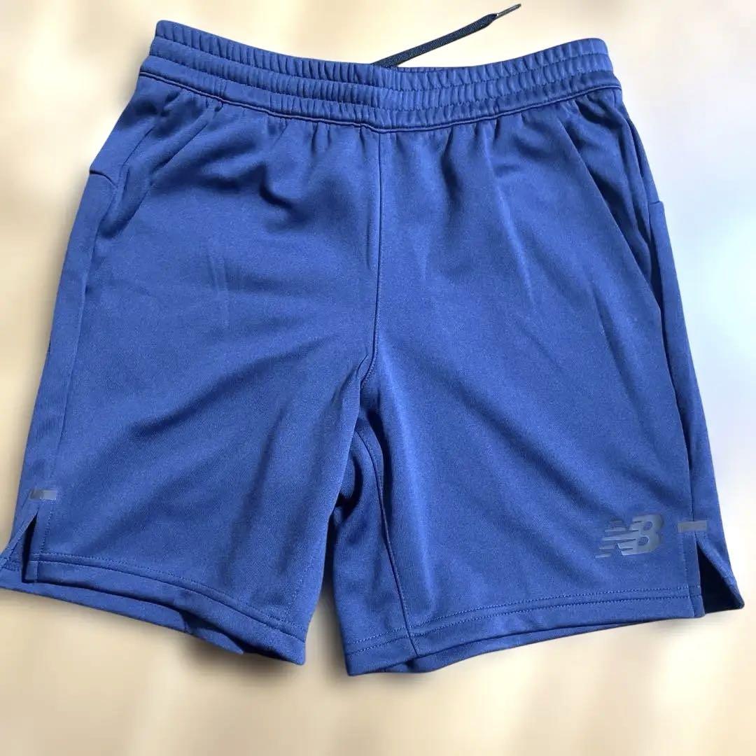 New Balance ネイビーショーツ S - メルカリ