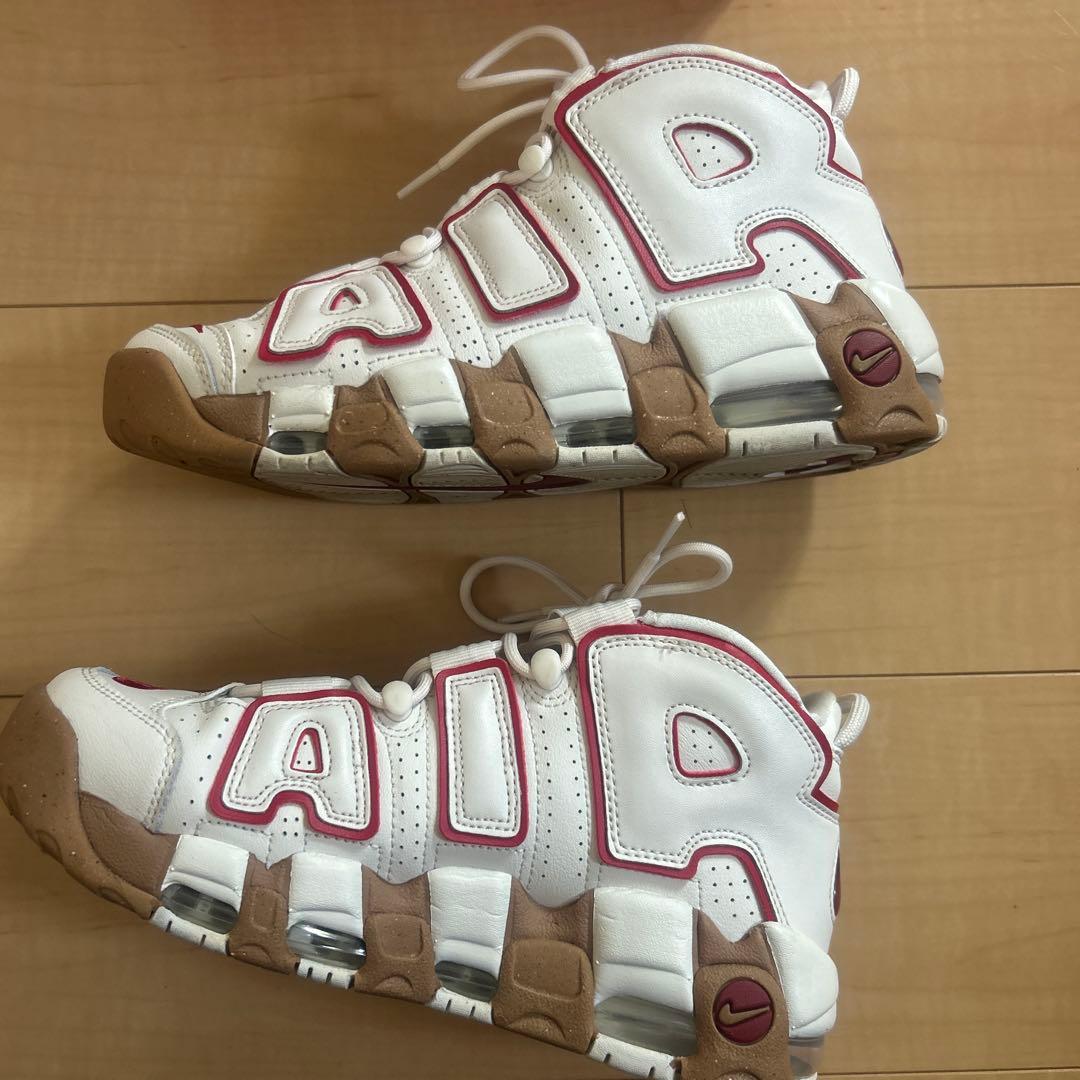 ナイキウィメンズエアモアアップテンポ