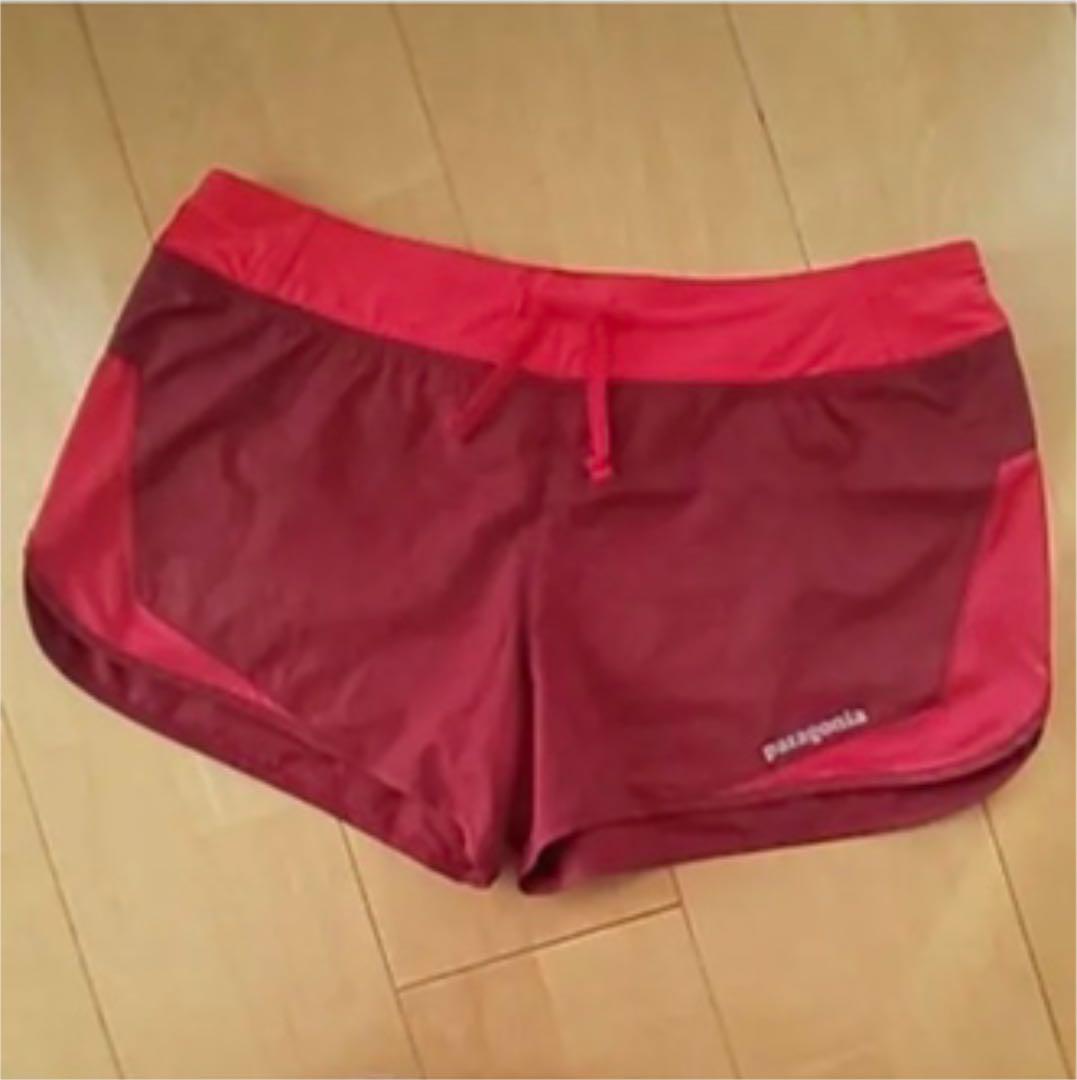 パタゴニア ランニングパンツ レディース エンジ×赤 - メルカリ