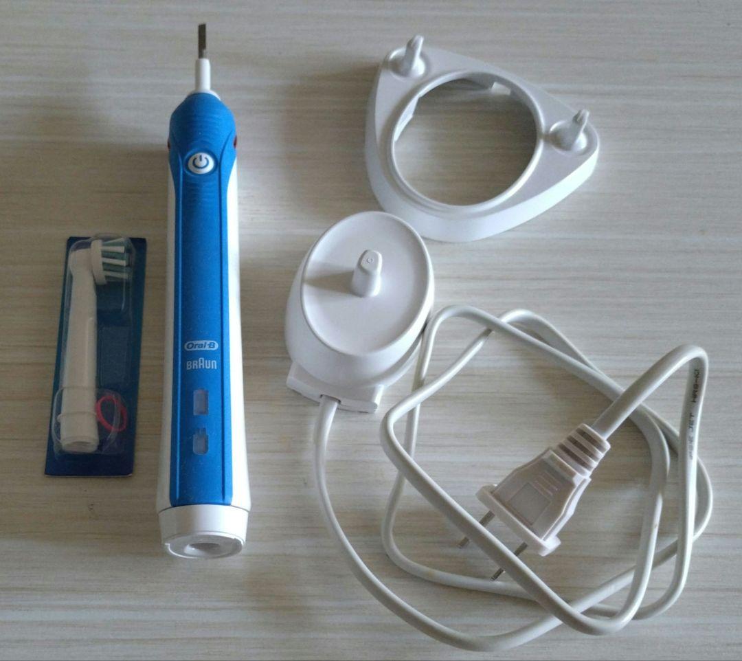 ブラウンオーラルB  BRAUN OralB箱なし