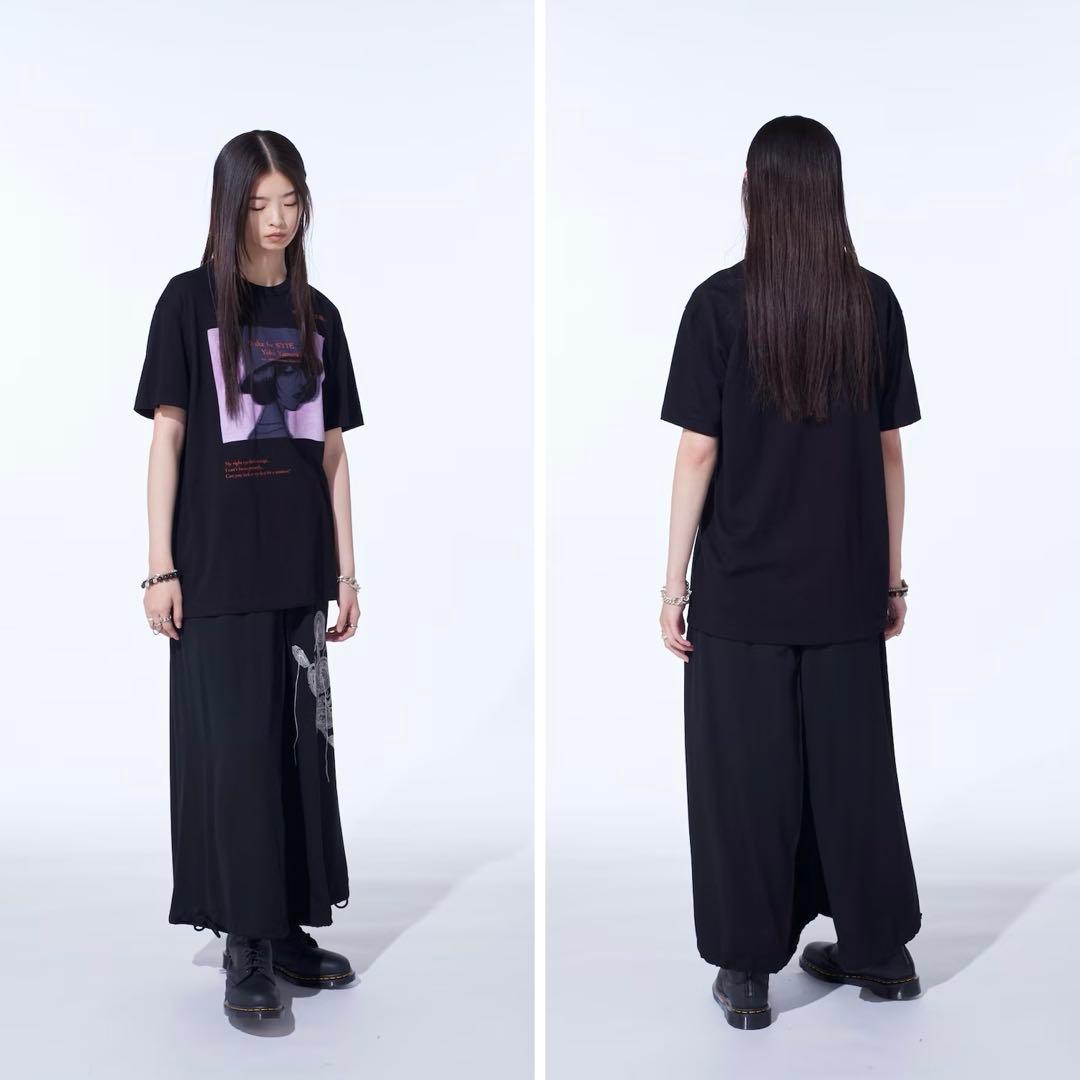 S'YTE×伊藤潤二 25aw 黒谷あざみアート風Tシャツ / うずまき S'YTE×伊藤潤二 25aw 黒谷あざみアート風Tシャツ / うずまき