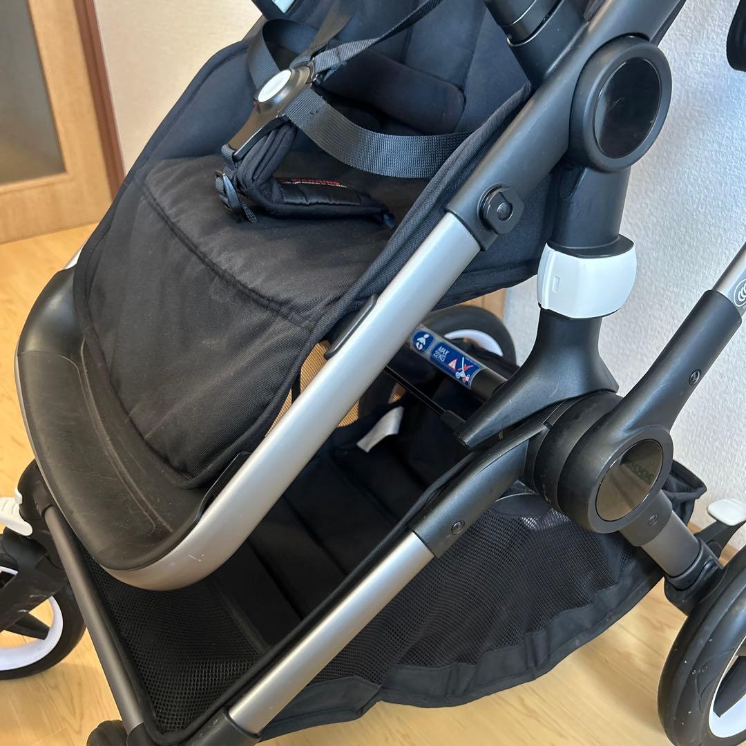 【美品】バガブー Fox3 Bugaboo ベビーカー ブラック 【美品】バガブー Fox3 Bugaboo ベビーカー ブラック