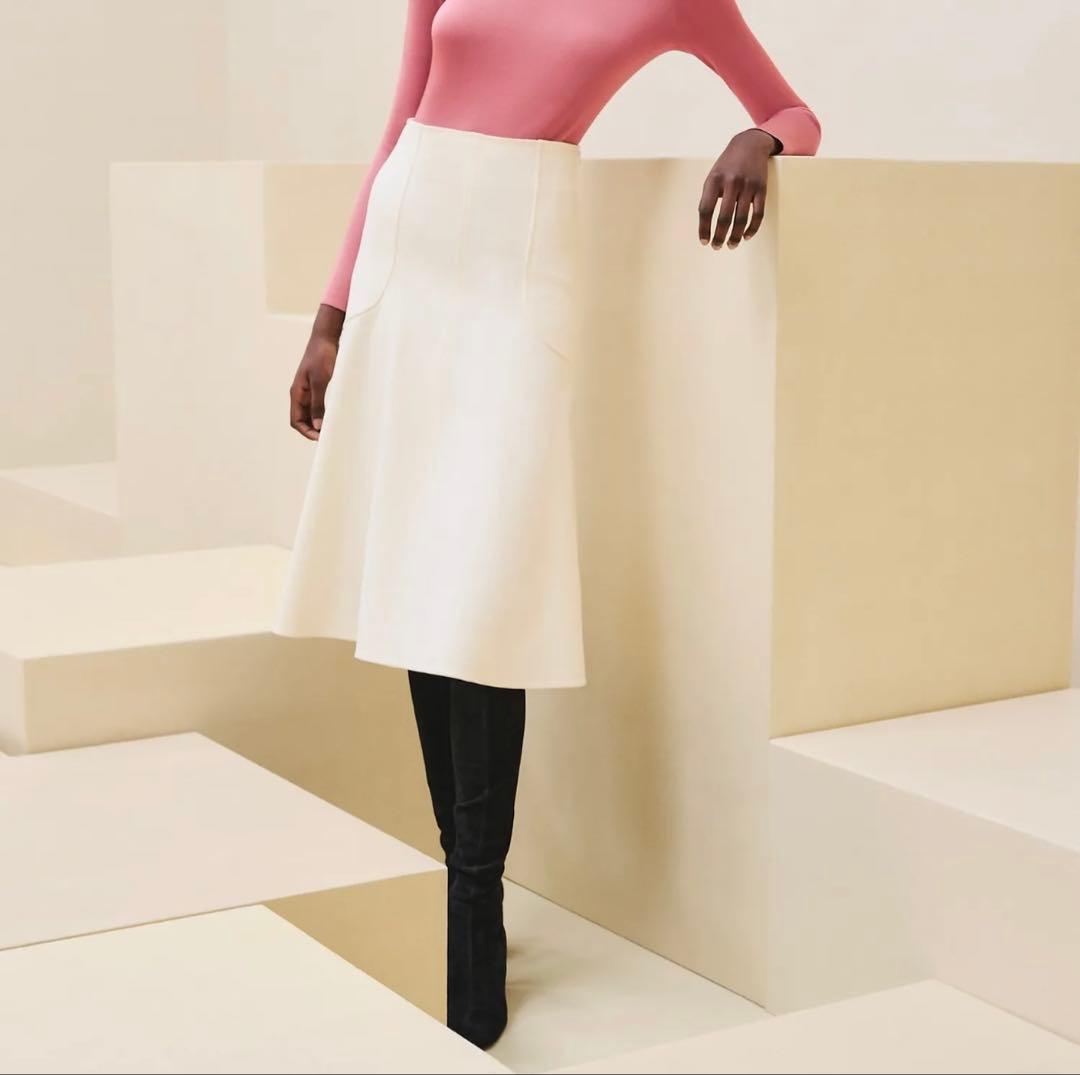 HERMES 2025年新作　フレアスカート