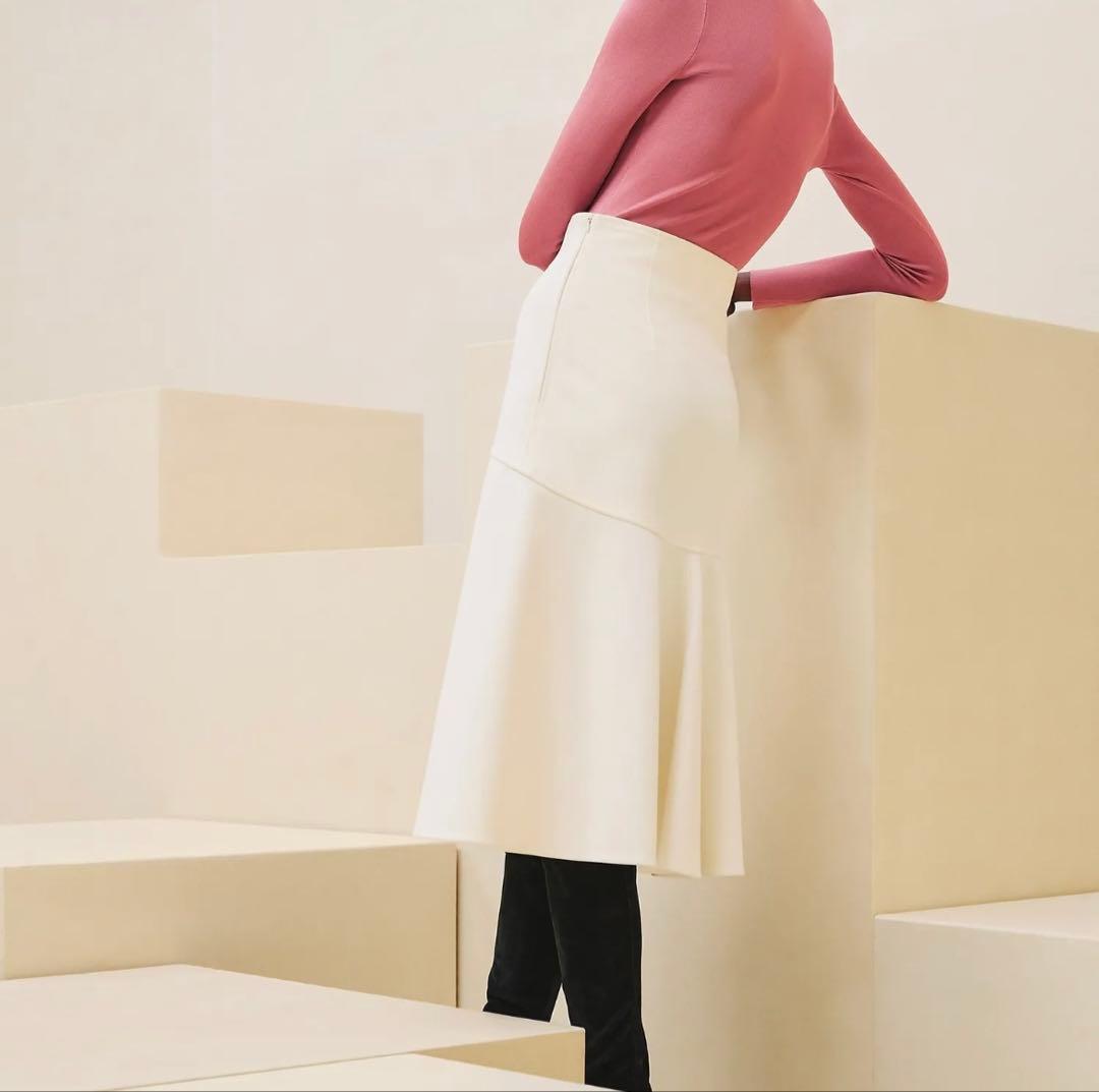 HERMES 2025年新作　フレアスカート