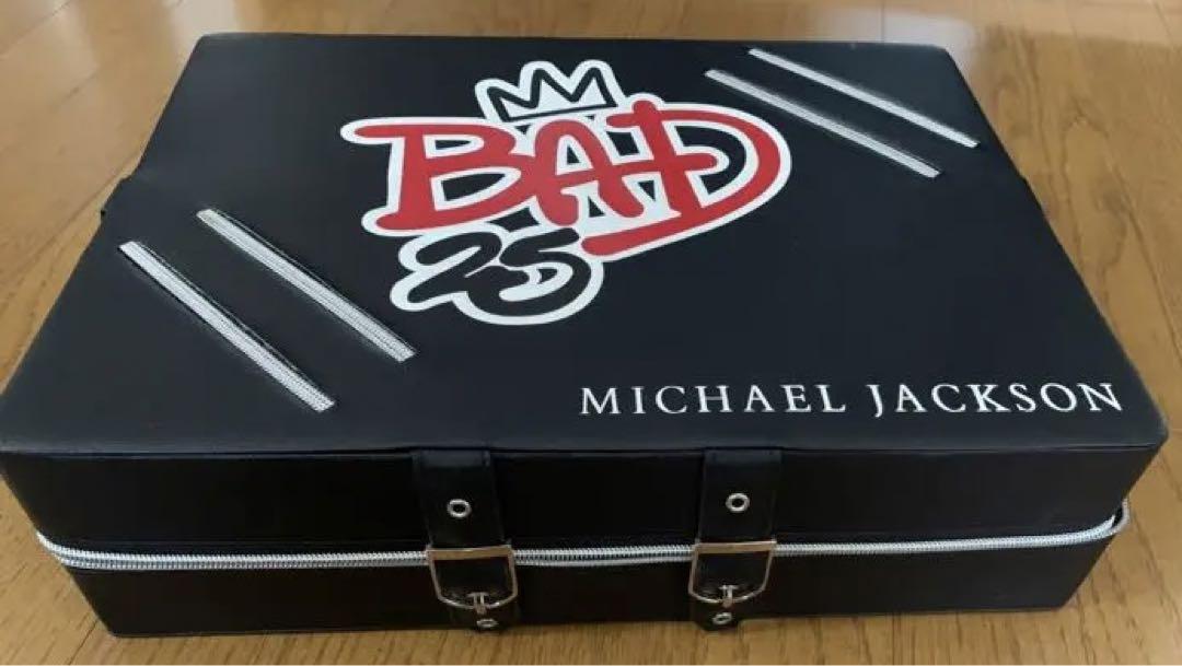 マイケル・ジャクソン　BAD 25周年記念　デラックス　エディション 71rWMh8QHnL._UF1000,1000_QL80_.jpg