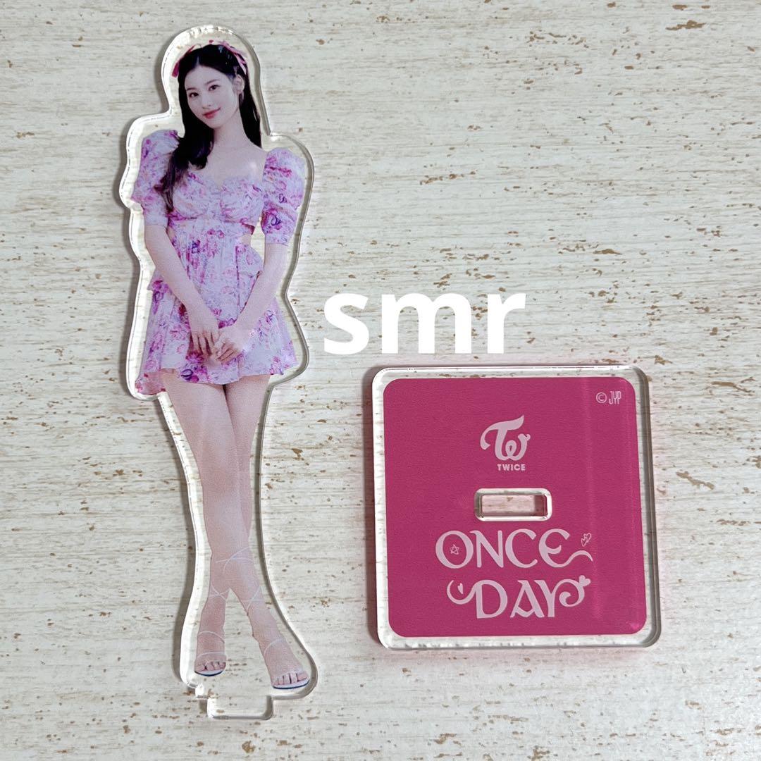 TWICE アクリルスタンド サナ TWICE BIGアクリルスタンド SANA - メルカリ