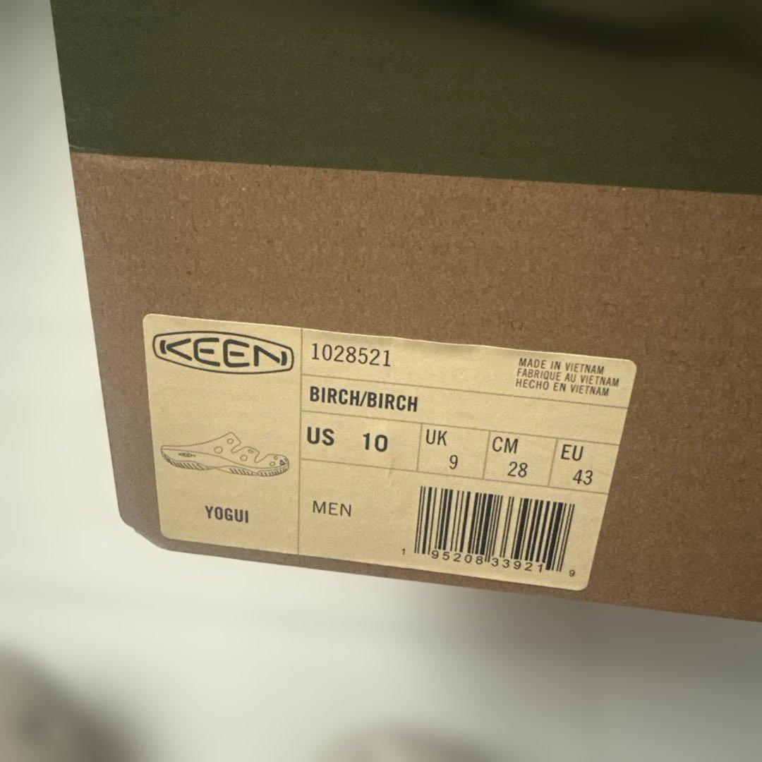 靴 KEEN YOGUI