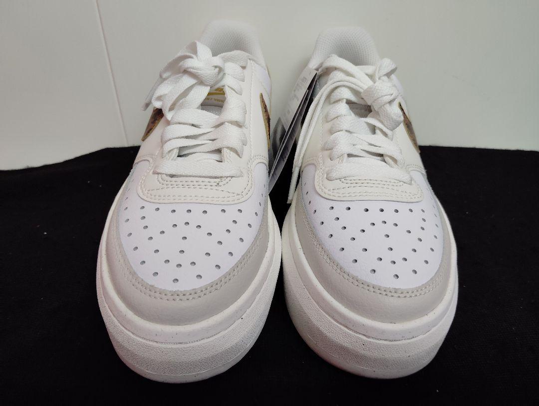 たっぴー箱無しエコ新品25cmNIKEナイキコートビジョンアルタ厚底 新品25cmNIKEナイキコートビジョンアルタエアフォース1 好きに