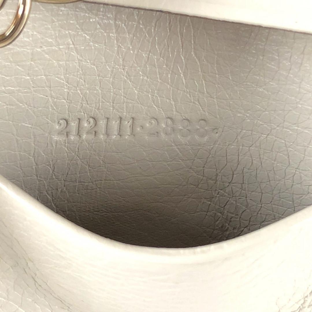 GUCCI グッチ グッチシマ キーケース ホワイト レディース
