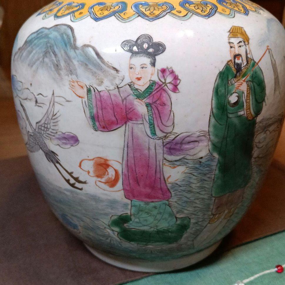 骨董 中国の壺 花瓶 アンティーク雑貨 人物画置物 - メルカリ