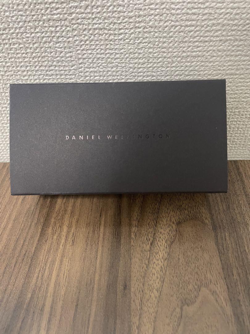 【新品未使用】　DW時計　DW00100228