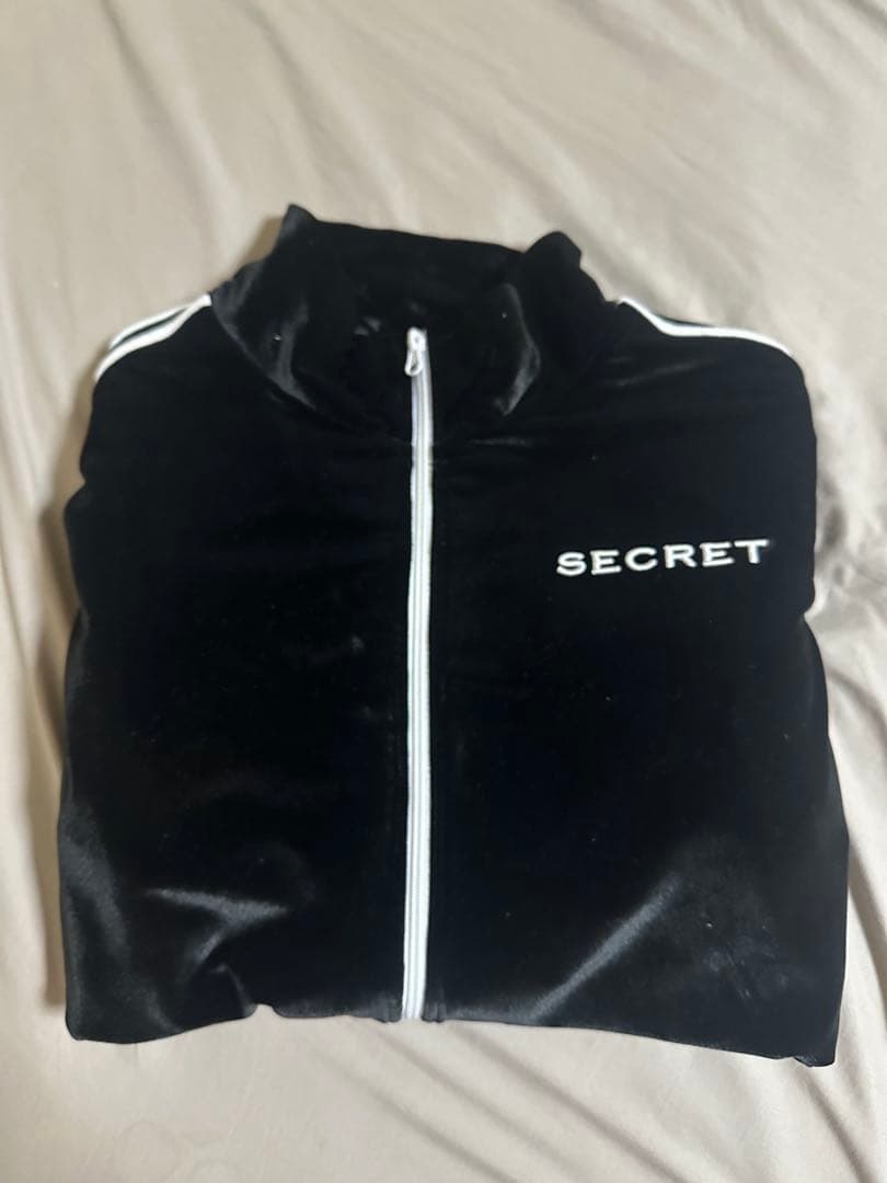 SECRET ベロア セットアップ SECRET ベロア セットアップ