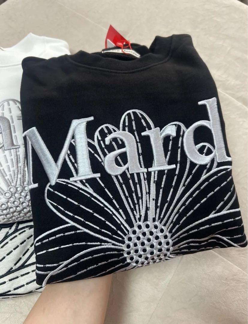 Mardi Mercredi マルディメクルディ　スウェット　刺繍 長袖