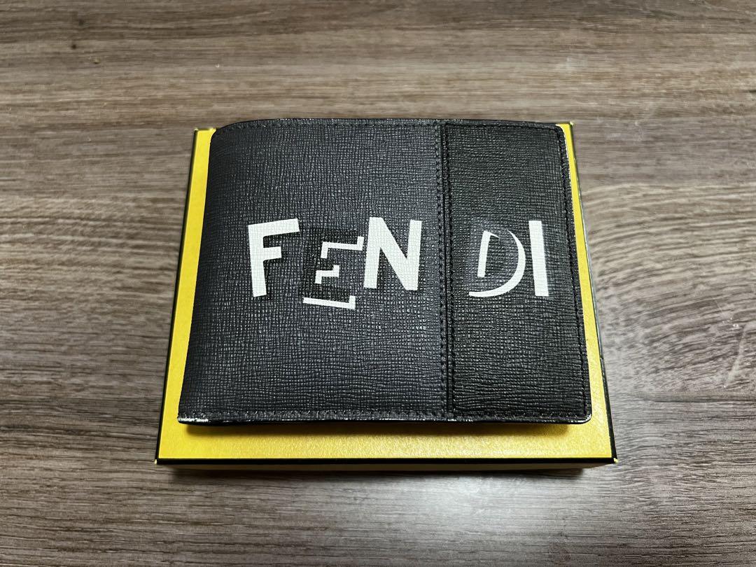 FENDI フェンディ グラフィカルプリント コインウォレット 夏セール