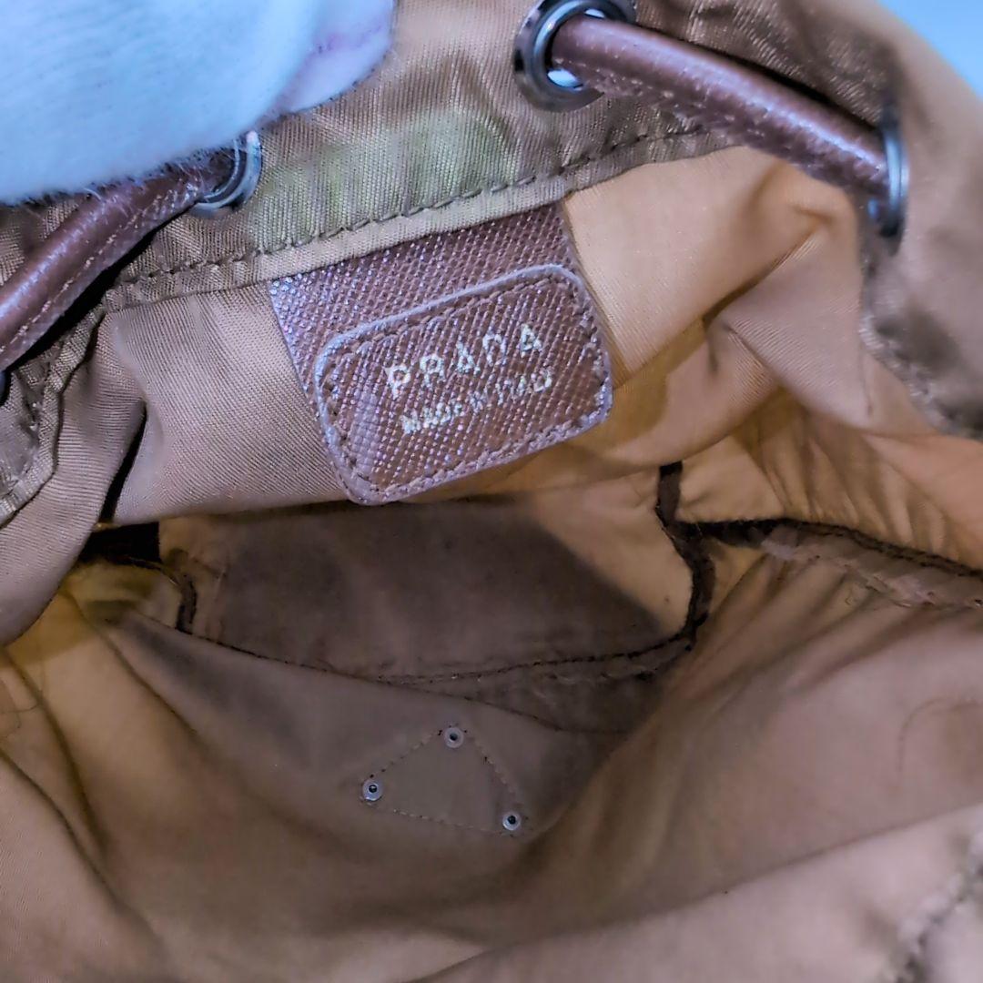 PRADA　ポーチ　三角ロゴ　巾着　ナイロン