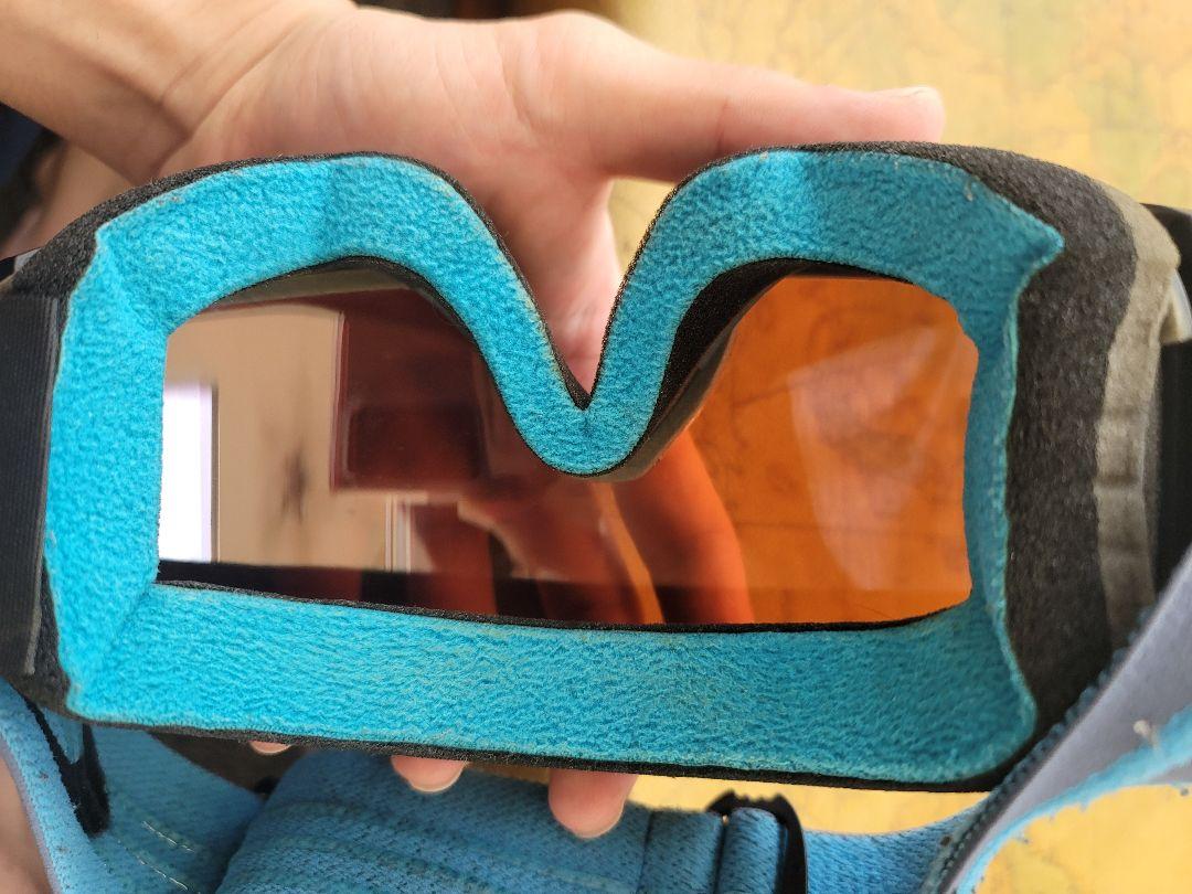 OAKLEYゴーグル　ラインマイナー　青色　レンズ赤系