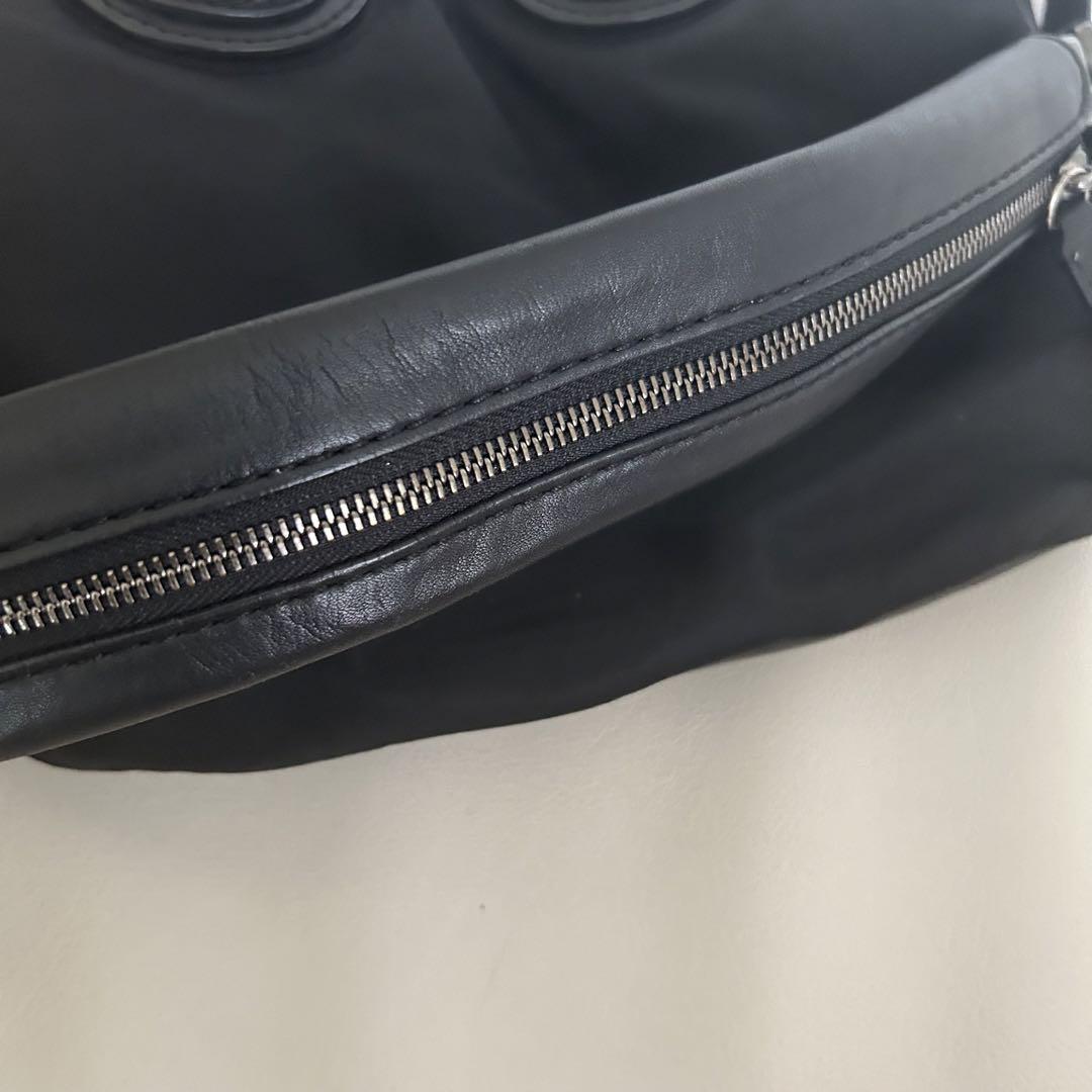 [限定品］Givenchy ジバンシー　ナイチンゲール限定版スタッズ付き
