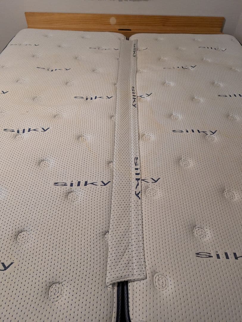 ニトリやや傷や汚れあり