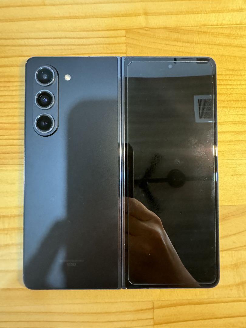 Galaxy Z Fold5 ファントムブラック 256GB au SCG22アウトレ