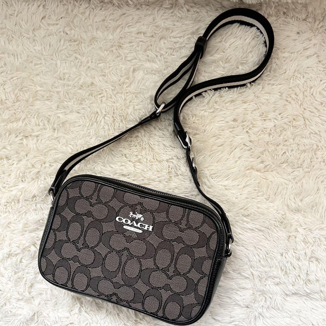 MAX80%OFF／セール開催中 未使用級 コーチ シグネチャー ミニ ジェイミー ショルダー バッグ