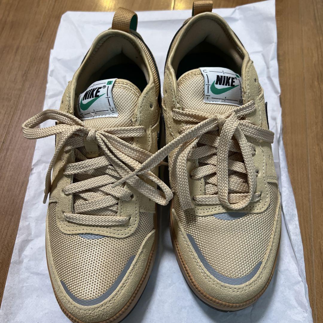 Nike ベージュ スニーカー 箱付き 22.5cm