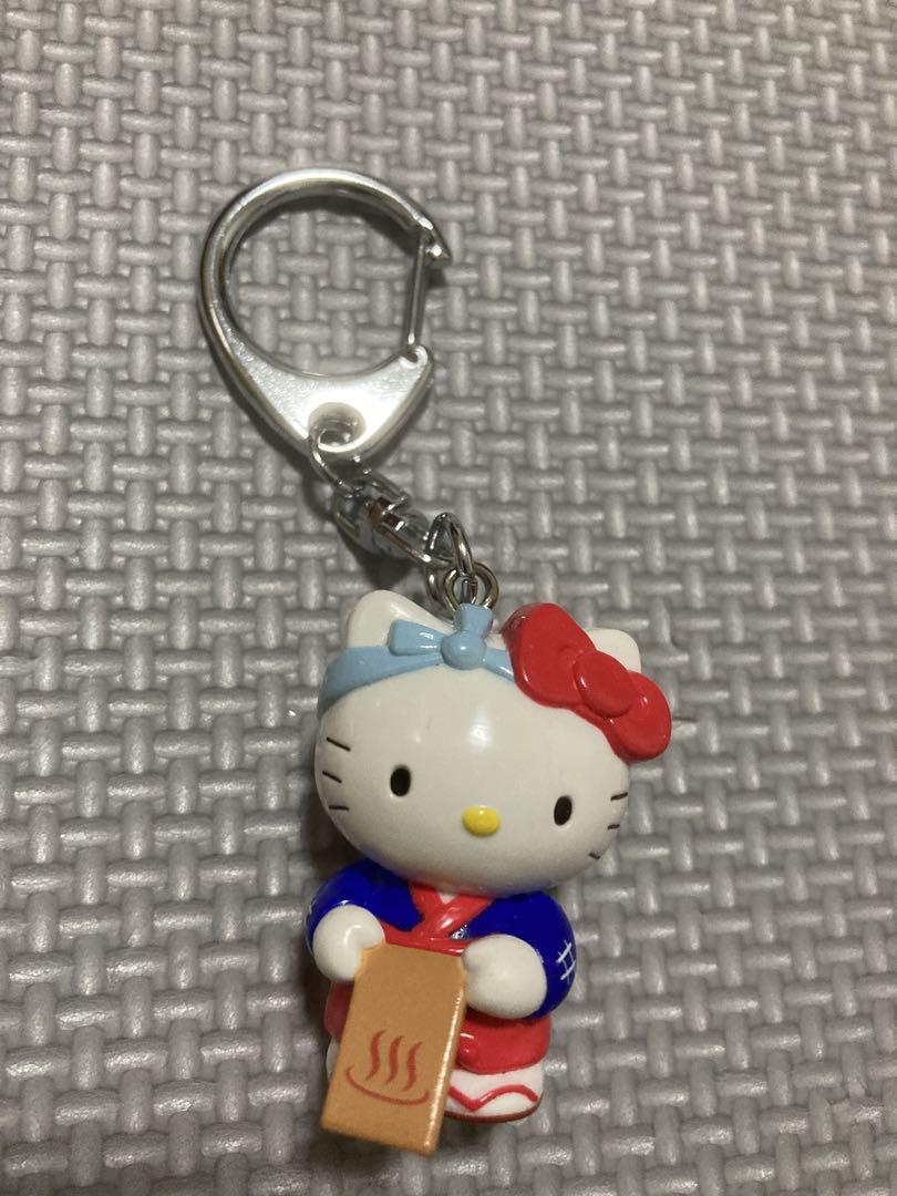 ハローキティキーホルダー
