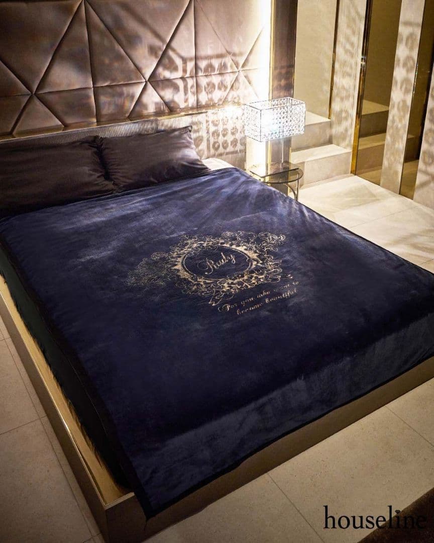 新品同様 【新品未開封】Rady フレームシングル毛布 ✱シングルサイズ