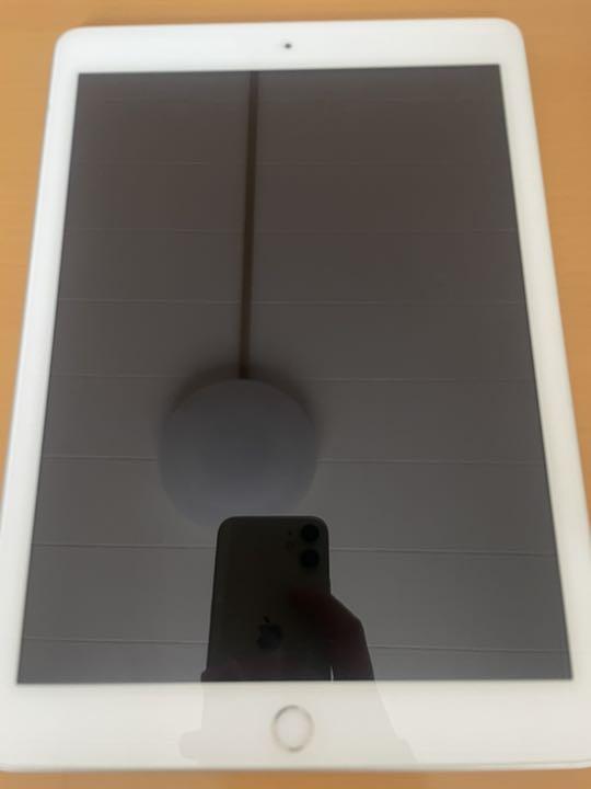 30%割引『1年保証』 iPad 第6世代 32GB Wifiモデル シルバー