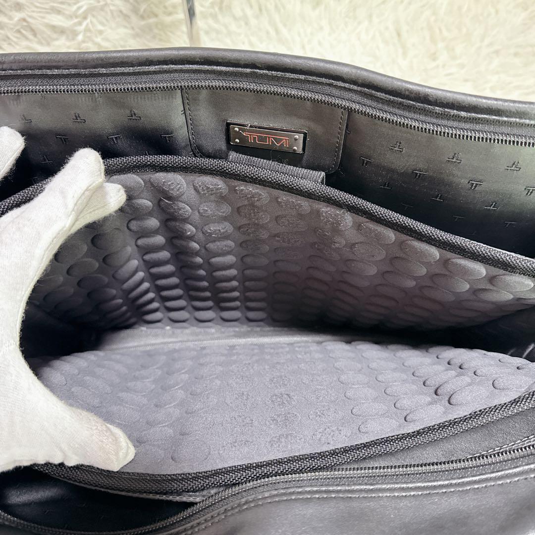 TUMI エキスパンダブル 96141D4 ブリーフケース　オールレザー　通勤