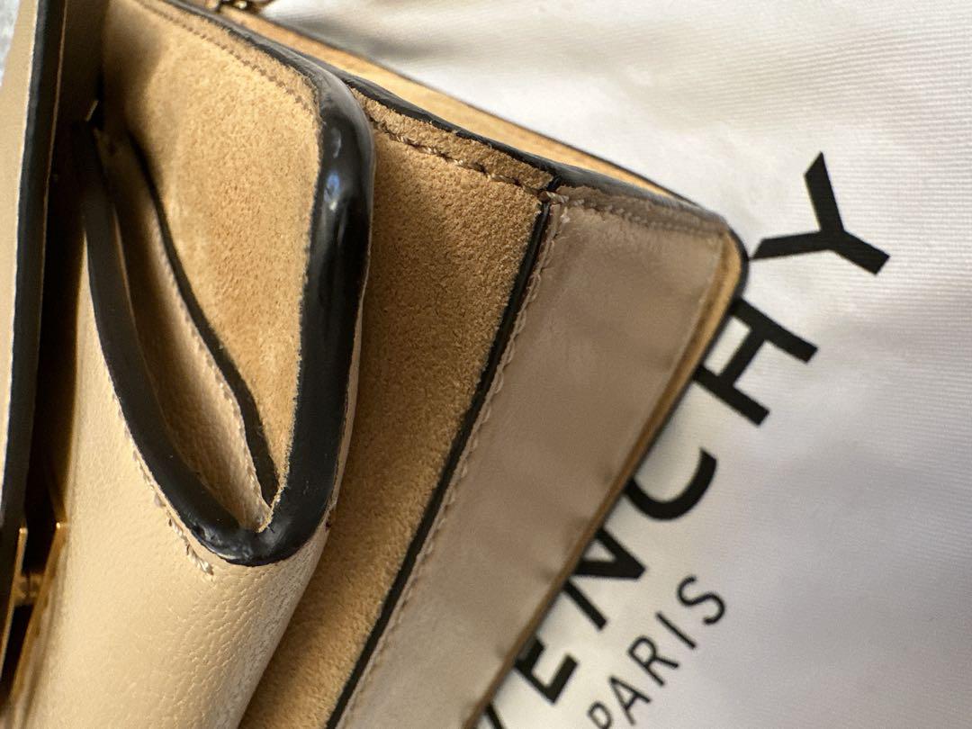 GIVENCHY GV3 スモール2WAYショルダーバッグ　美品 GIVENCHY GV3 スモール2WAYショルダーバッグ 美品