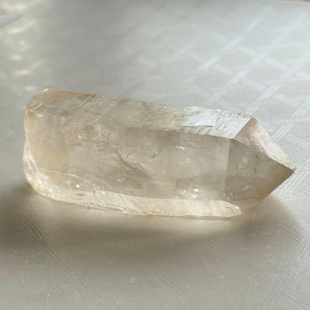 ゴールデン レムリアンシード クリスタル 大きめ 61.2g ゴールデン レムリアンシード クリスタル 大きめ 61.2g