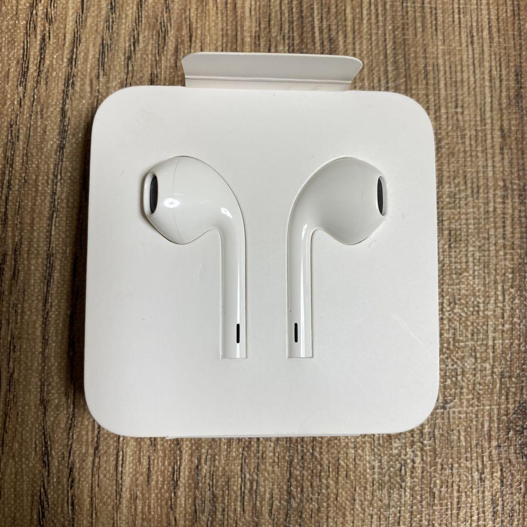 新品Apple 純正  有線イヤホン iphone