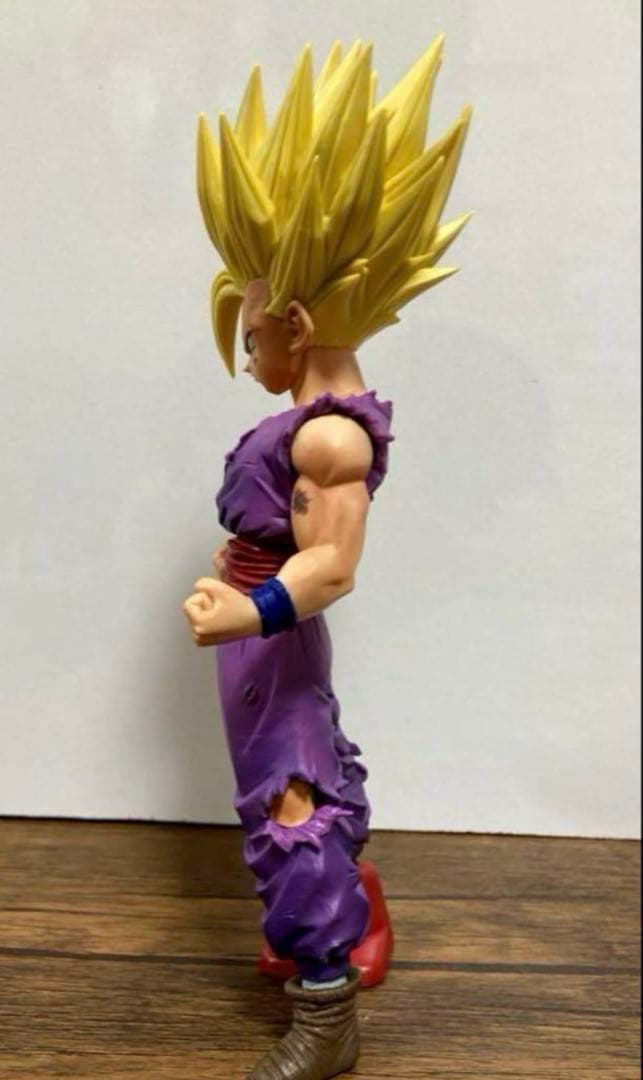 ドラゴンボール　孫悟飯