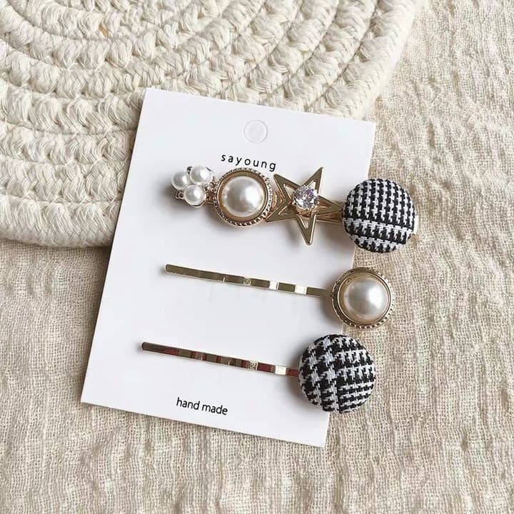 メルカリ 3個セットヘアクリップ ビーズ髪留め ヘアアクセサリー ヘアピン可愛いパール 760 中古や未使用のフリマ