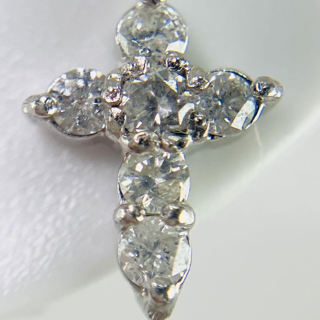 Pt900 クロス(十字架)モチーフ ダイヤモンド ピアス D:0.30ct Pt900 クロス(十字架)モチーフ ダイヤモンド ピアス D:0.30ct